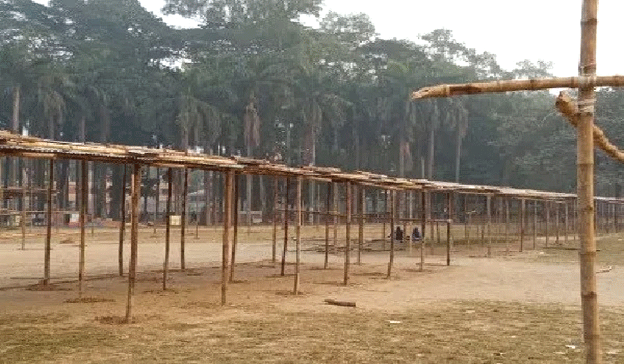 একুশে বই মেলার স্টল নির্মাণের কাজ শুরু