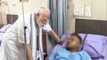 বেঁচে ফেরার গল্প শোনালেন সেই যাত্রী